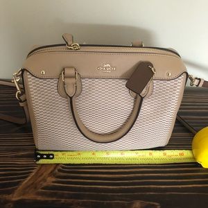 🌺FINAL SALE - NWT Coach Mini Bennett Crossbody